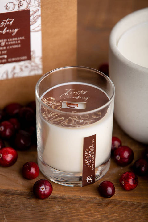 Frosted Cranberry 7.5 oz Wooden Wick Candle