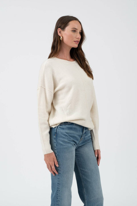 SOLID CREWNECK FRONT SEAM KNIT SWEATER