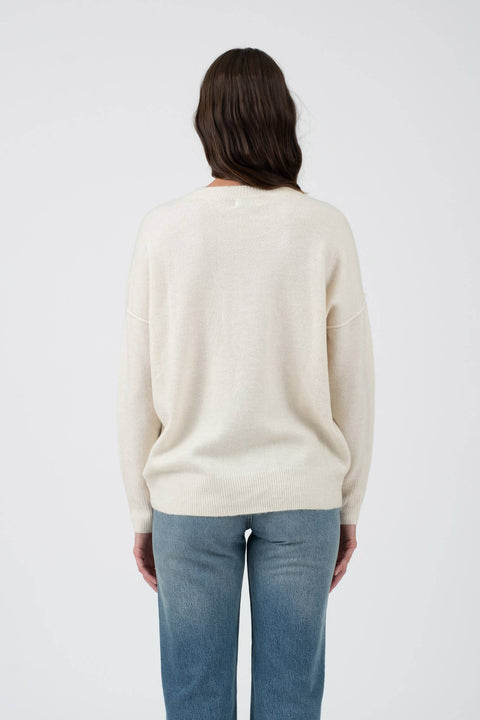 SOLID CREWNECK FRONT SEAM KNIT SWEATER